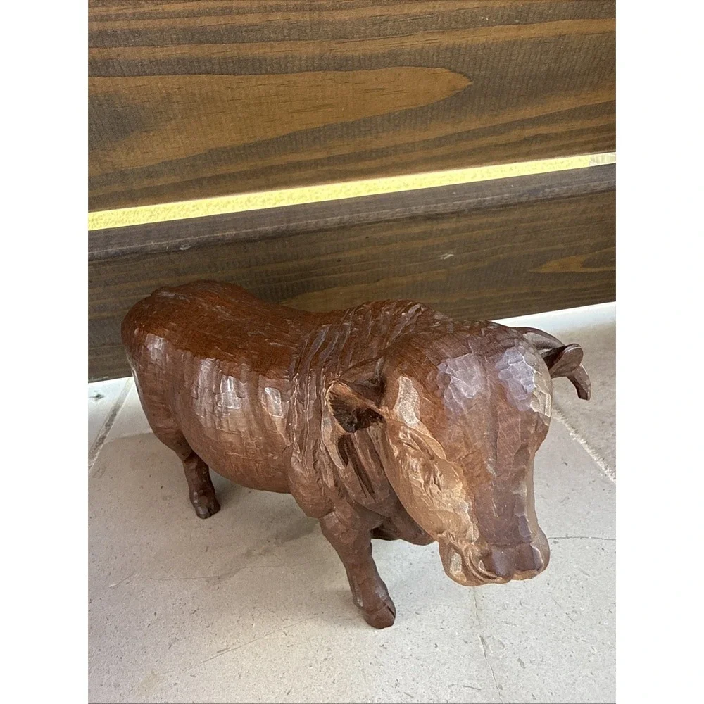 RED MILL BULL FIGURINE VERY DETAILED & SIGNED- MUST SEE